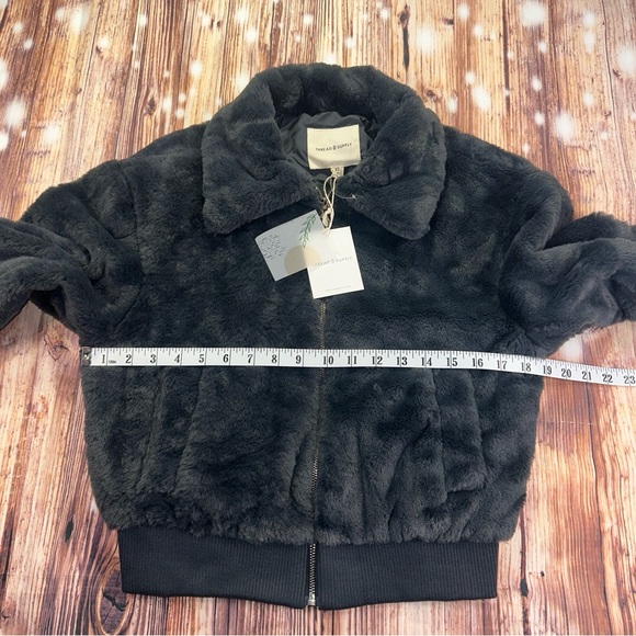NWT Tread & Supply Teddy  Jacket Size XS - Picture 8 of 16